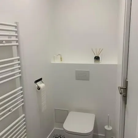 Petite Maison De Charme A 10 Minutes De ! Vakantiehuis